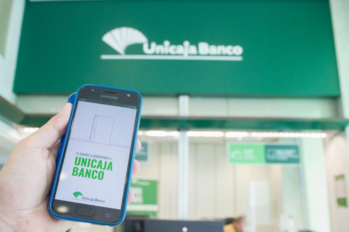 Una oficina de Unicaja Banco.