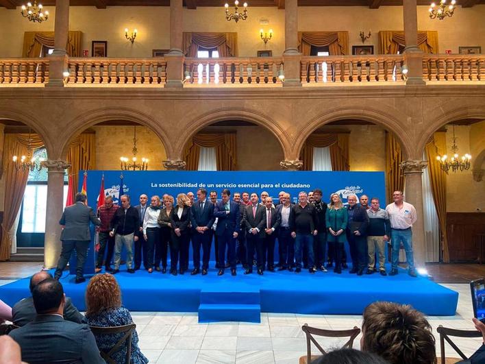 Empleados que llevan 25 años en activo en Aqualia Salamanca