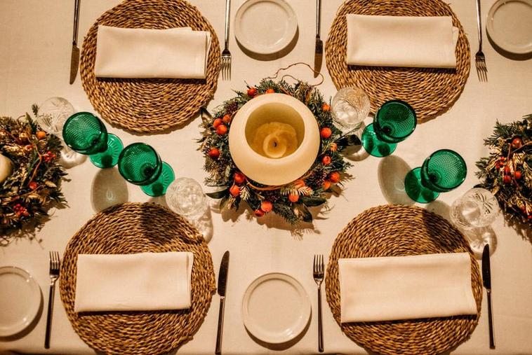 En Hotel Hospes Palacio de San Esteban cuidan hasta el mínimo detalle para celebrar con los comensales la Navidad más especial y única.