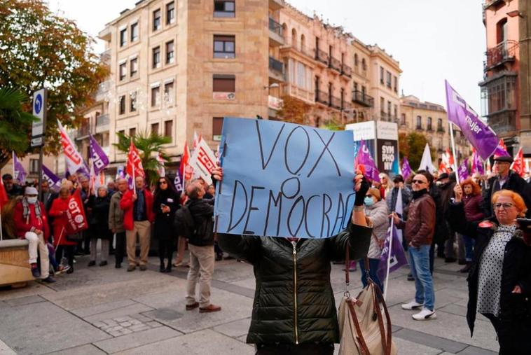 Un momento de la manifestación de los sindicatos en Gran Vía