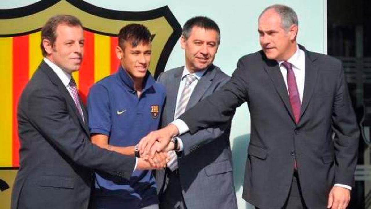 Rosell, Neymar y Bartomeu junto a Zubizarreta