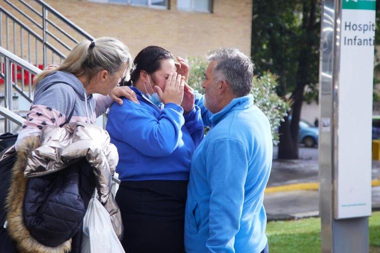 Imagen de la semana pasada de los familiares del menor de Manzanilla (Huelva) fallecido