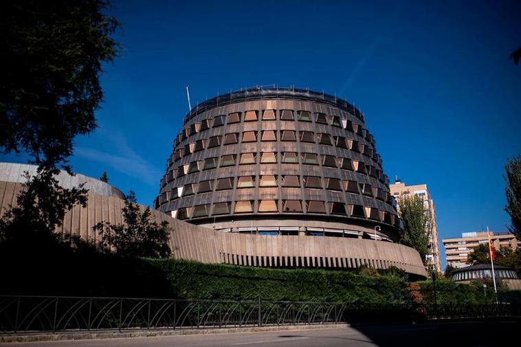 Aplazado al lunes el pleno del Tribunal Constitucional para decidir si se frena su reforma