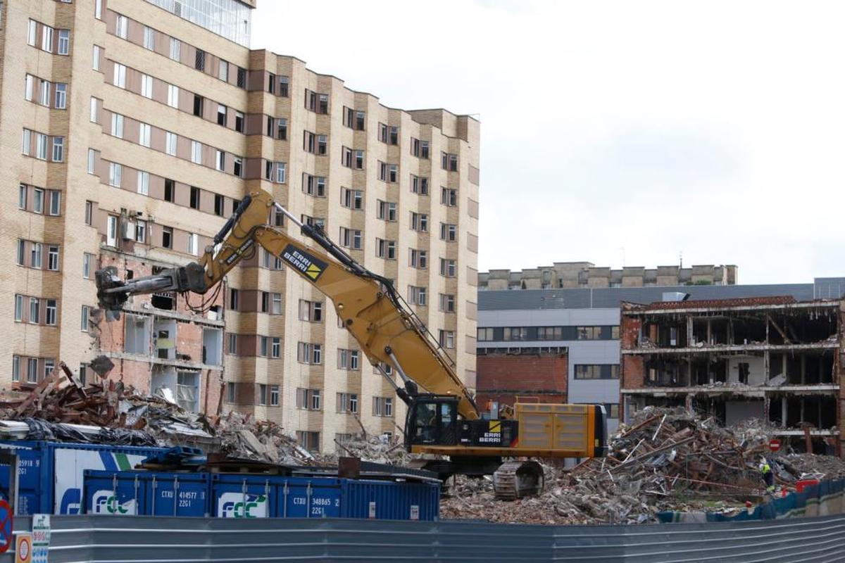 El derribo del Hospital Clínico de Salamanca | ALMEIDA