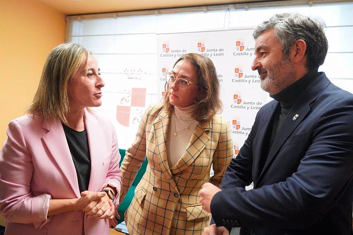 Ethel Vázquez, María González y Alejandro Calvo.
