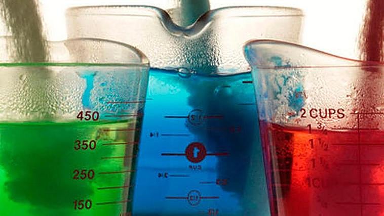 Varios colorantes diferentes.