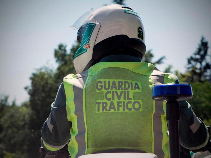 Tres fallecidos en una colisión frontal entre dos turismos en Málaga