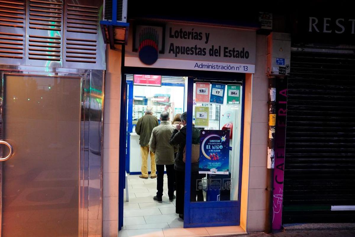 Administración de Loterías nº 13 de Salamanca, situada en Puerta Zamora, 2.