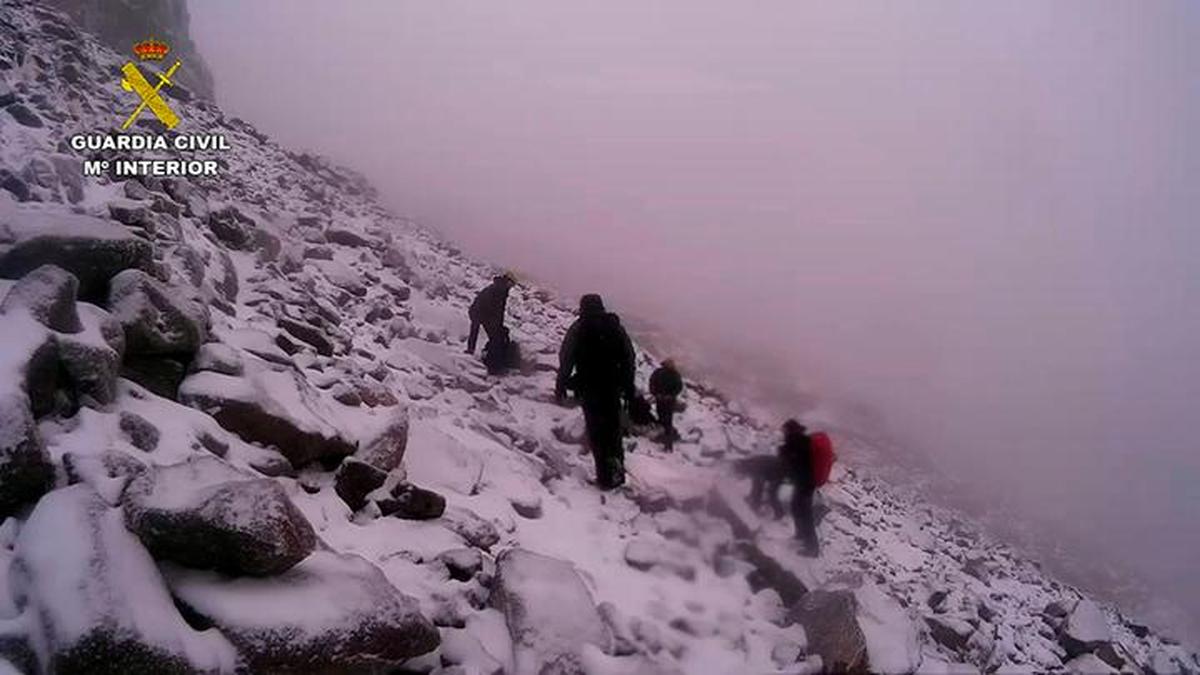 Un operativo de búsqueda pasado en la Sierra de Gredos.