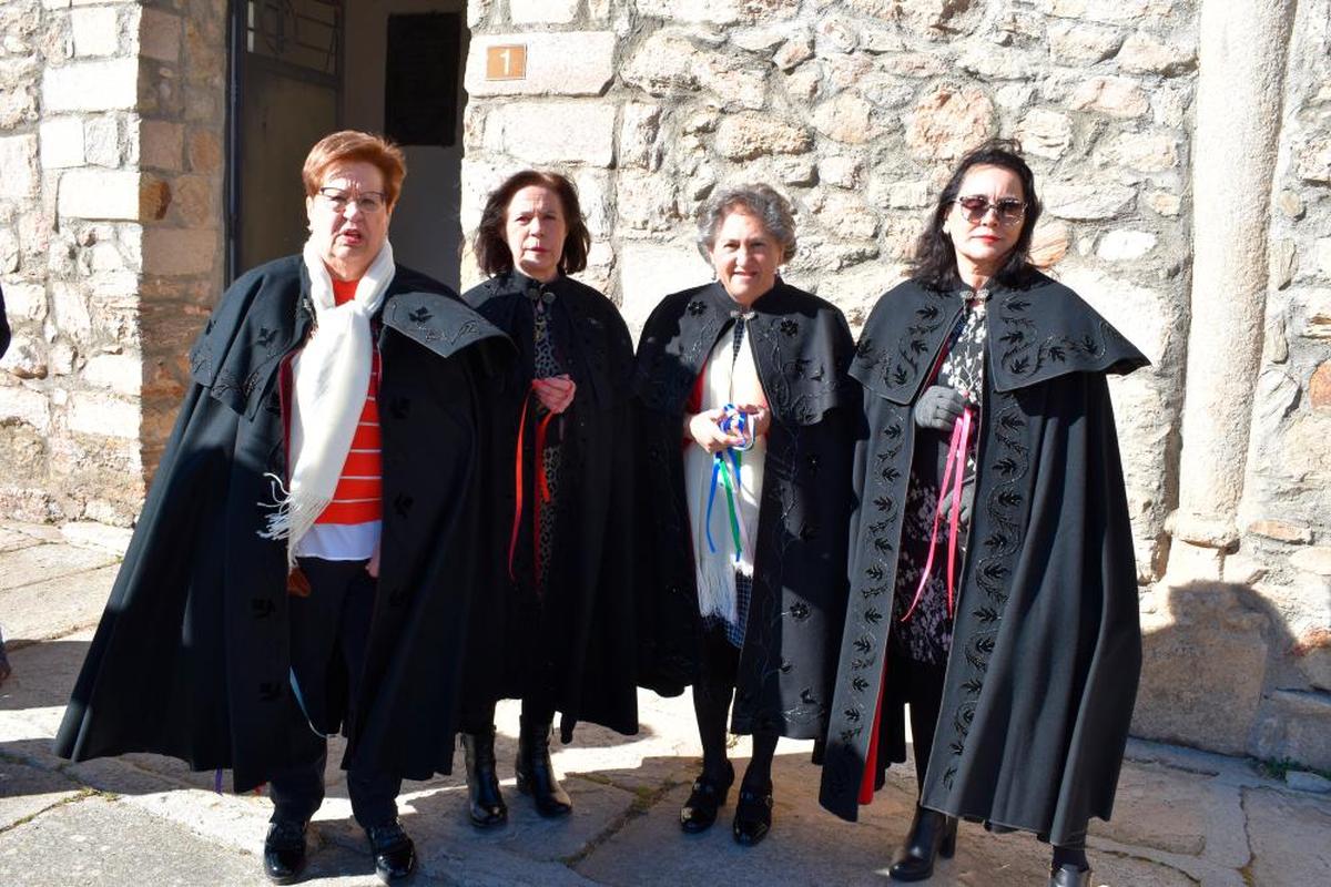 Ángela Sánchez, Feli Carabias, Manoli Hernández y Teodora Sánchez.