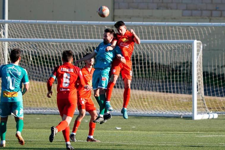Insuficiente esfuerzo del Santa Marta ante el Atlético Astorga (2-3)
