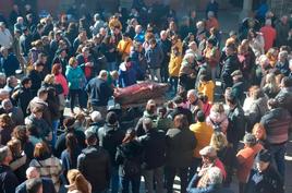 Cientos de personas asistieron a una entusiasta Fiesta de la Matanza Tradicional.