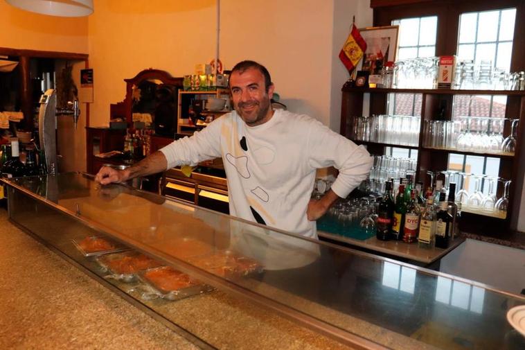 Gonzalo Gutiérrez, de Madrid a abrir un bar en Guijo de Ávila: “Debíamos volver a los orígenes”
