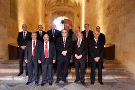 Miembros de la Real Academia de Medicina de Salamanca, País Vasco y Asturias.