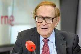 Tamames ve “exagerado” decir que el Gobierno de Sánchez es el peor de la historia