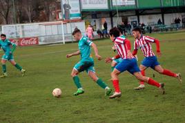 Partido del Atlético Astorga ante el Atlético Bembibre en La Eragudina.