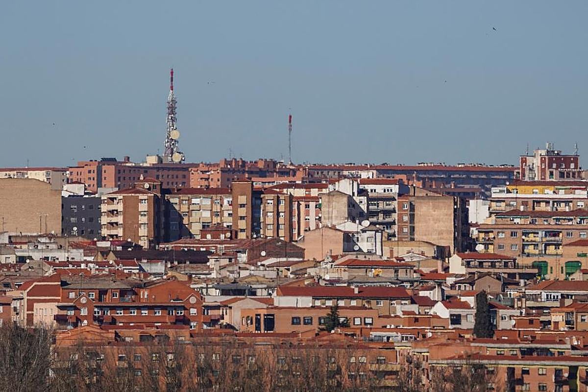 Bloques de edificios del barrio de San Bernardo de Salamanca.