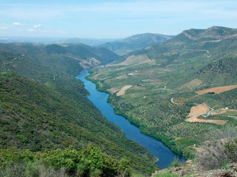 Hinojosa de Duero, todos los servicios en marcha
