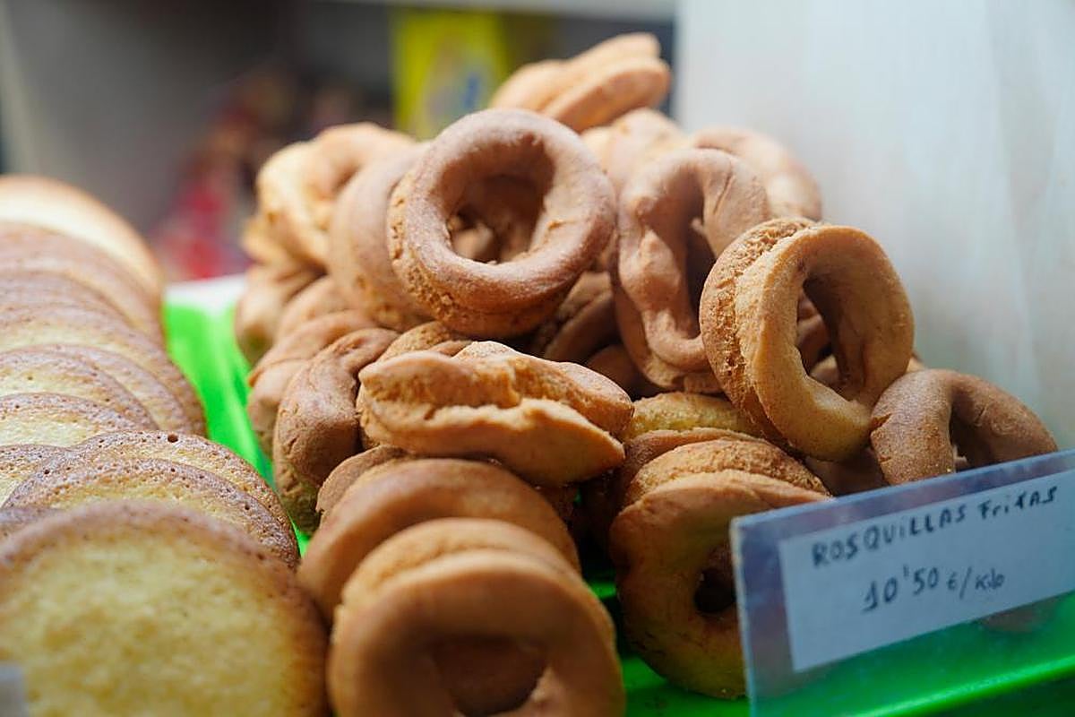 Rosquillas en una de las panaderías del mercado