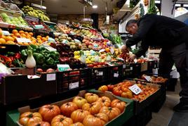 Una frutería del mercado