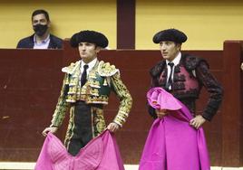 Damián Castaño y Javier Castaño, juntos en la plaza de toros de Alba de Tormes.