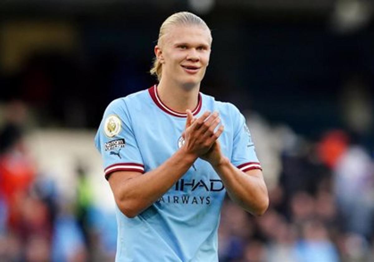 Erling Haaland durante un partido con el Manchester City