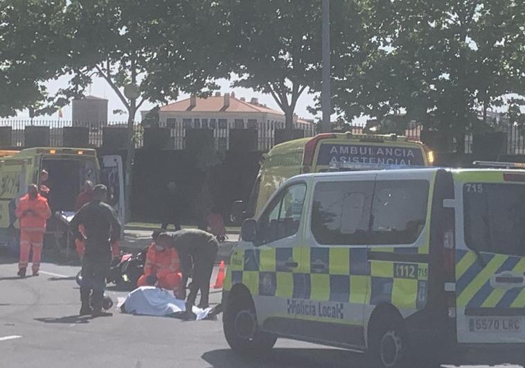 Un fuerte accidente deja a un motorista herido en la avenida Salamanca