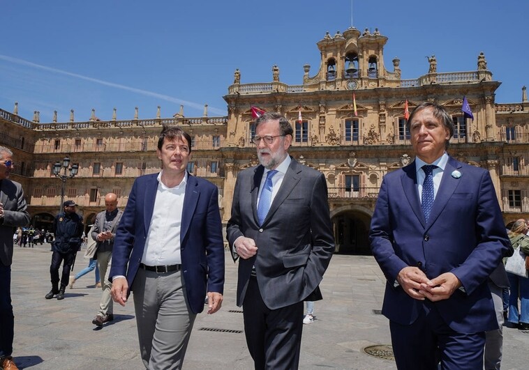Mariano Rajoy se da un baño de masas en Salamanca