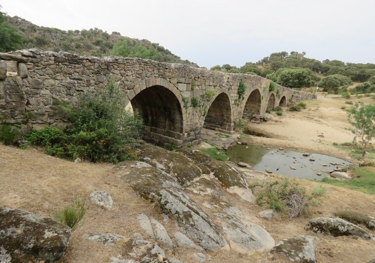Un tesoro con cinco arcos y calzada romana: El Puente Mocho