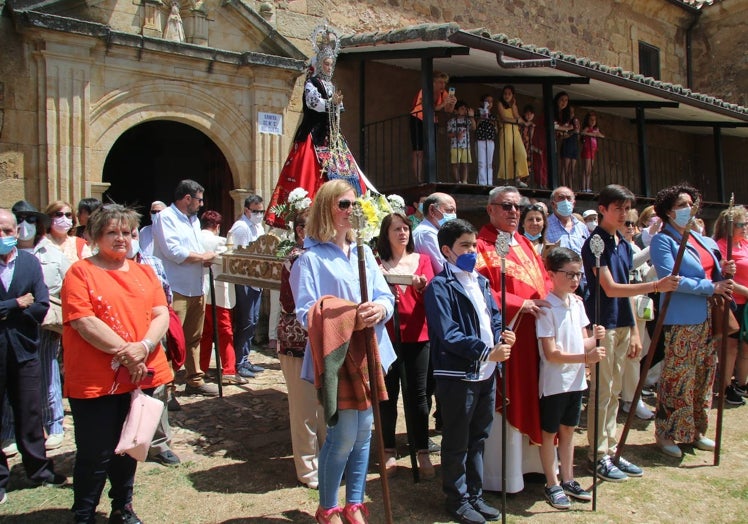 En la localidad de Matilla de los Caños del Río se celebrará el domingo la romería que incluye misa a las 12 y después ofertorio y cambio de mayordomos.