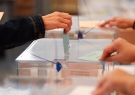 Urna de votaciones electorales 28-M