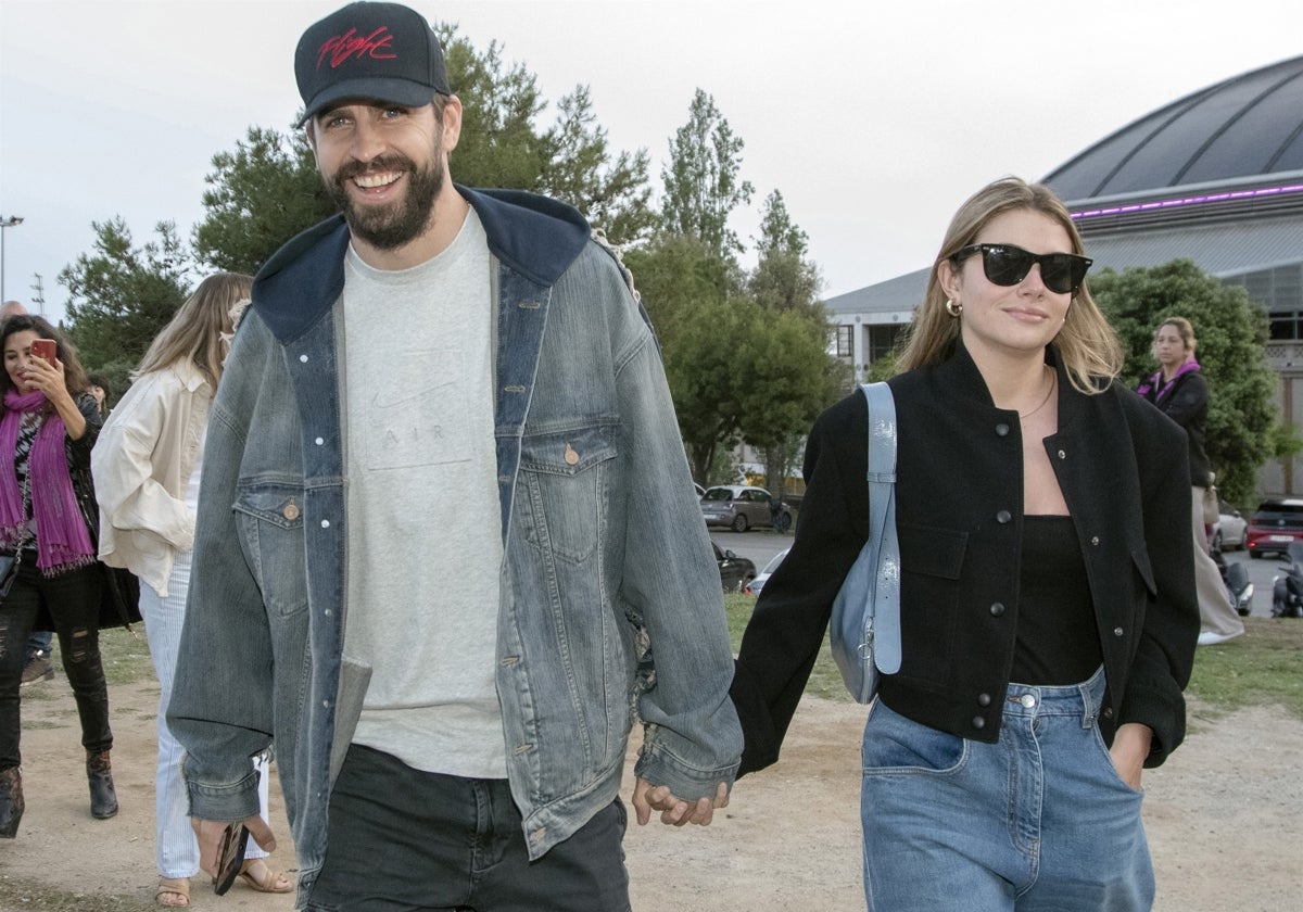 Gerard Piqué y Clara Chía llegando al último concierto de Coldplay en Barcelona.