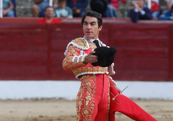 López Chaves, sin suerte en su despedida de coso francés de Vic Fezensac