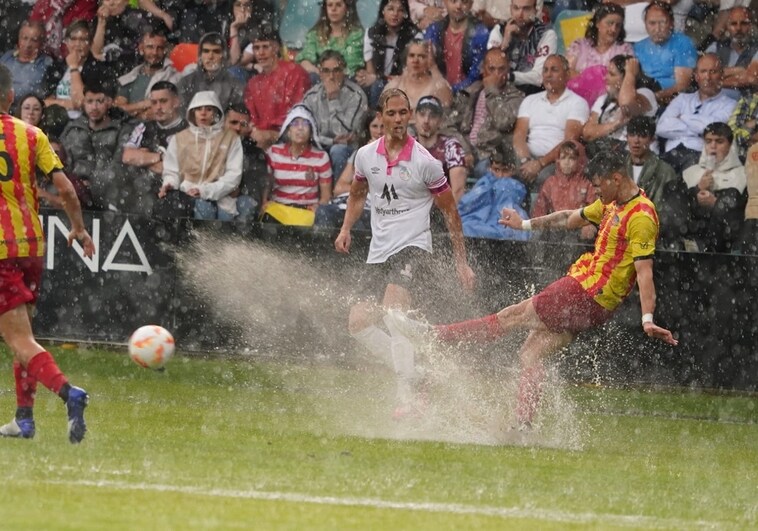 ¿Cree que el partido del Salamanca debería haberse suspendido definitivamente por la tromba de agua que cayó?