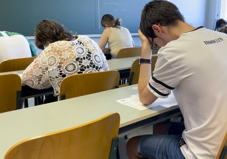 Un total de 2.846 estudiantes se matriculan en la EBAU en el distrito de la Universidad de Salamanca