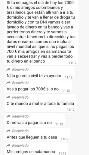 Captura de pantalla de unos mensajes recibidos por una salmantina.