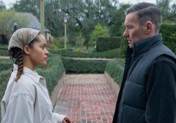 Quintessa Swindell y Joel Edgerton