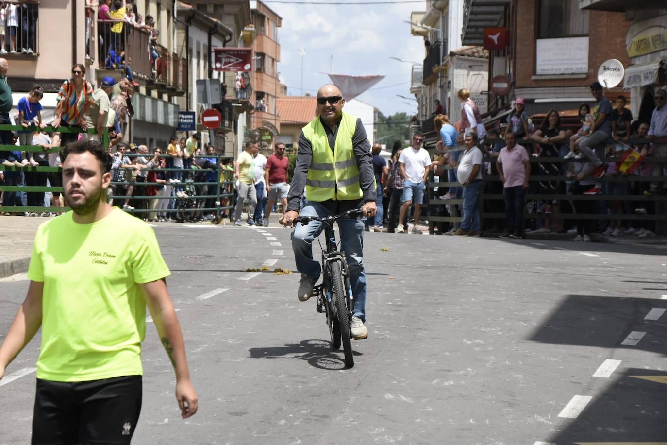 Encierros limpios y rápidos en Vitigudino