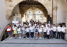 El concurso de dibujo 'Venancio Blanco' premia a 30 escolares