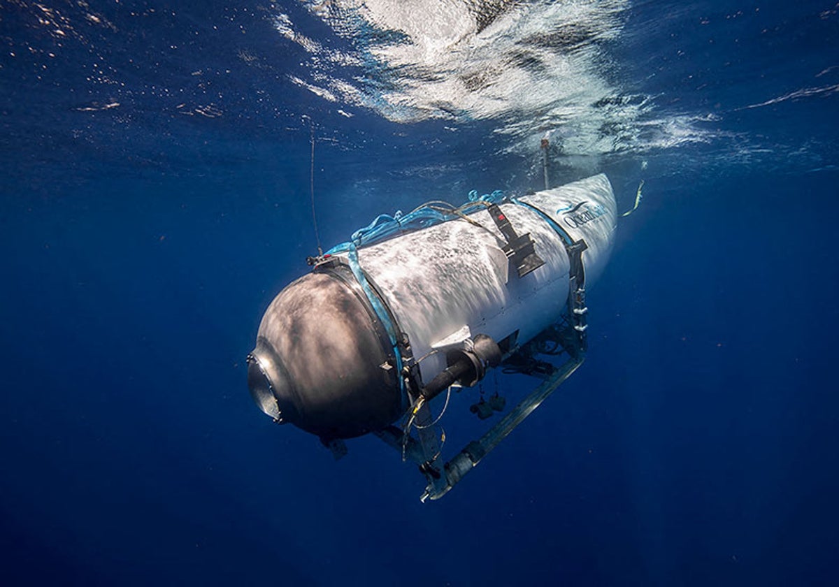 Localizan escombros cerca de la zona donde se busca al submarino desaparecido