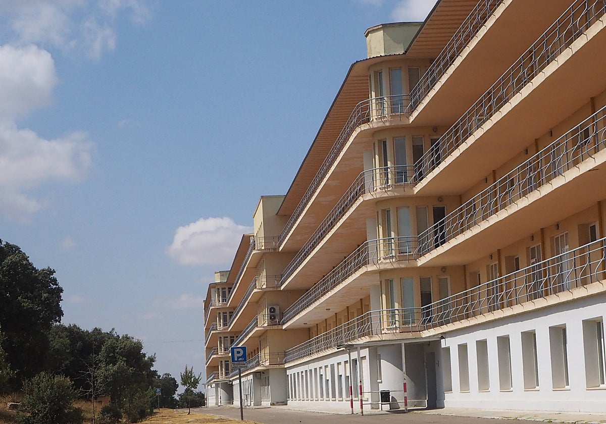 Imagen del Hospital de Los Montalvos, donde se llevó a cabo el primer caso de eutanasia en Salamanca.