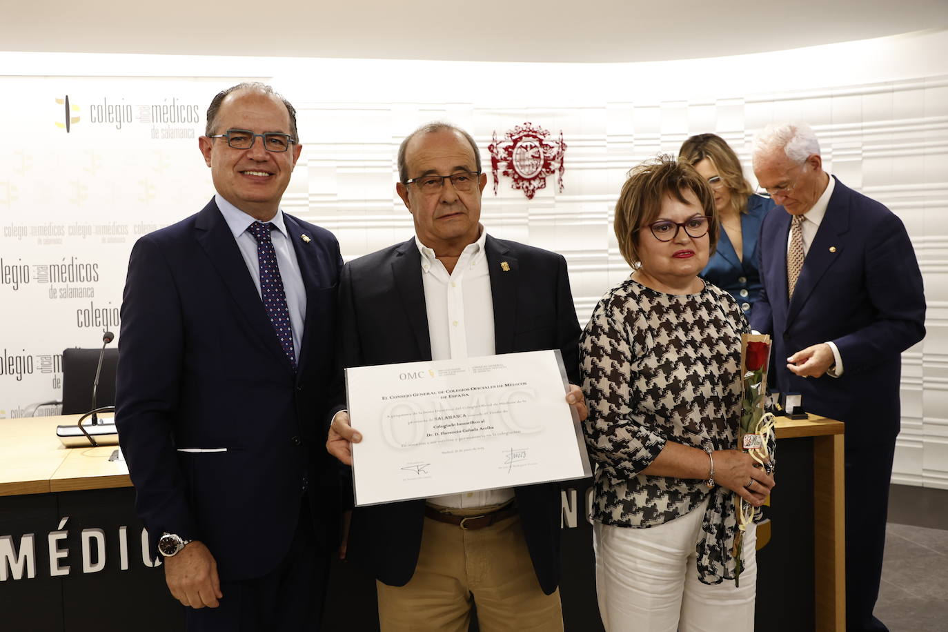 Así ha sido el homenaje a los facultativos jubilados este año en el Colegio de Médicos