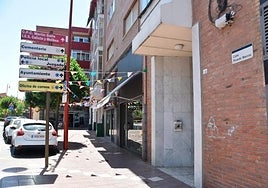 La calle Ricardo Marcos, en Santa Marta de Tormes.