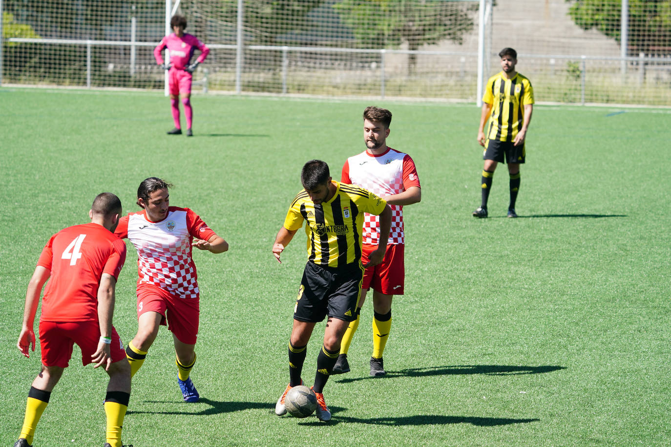 Mateu Lahoz impone justicia en el Torneo ADCAS: empate final y dos campeones