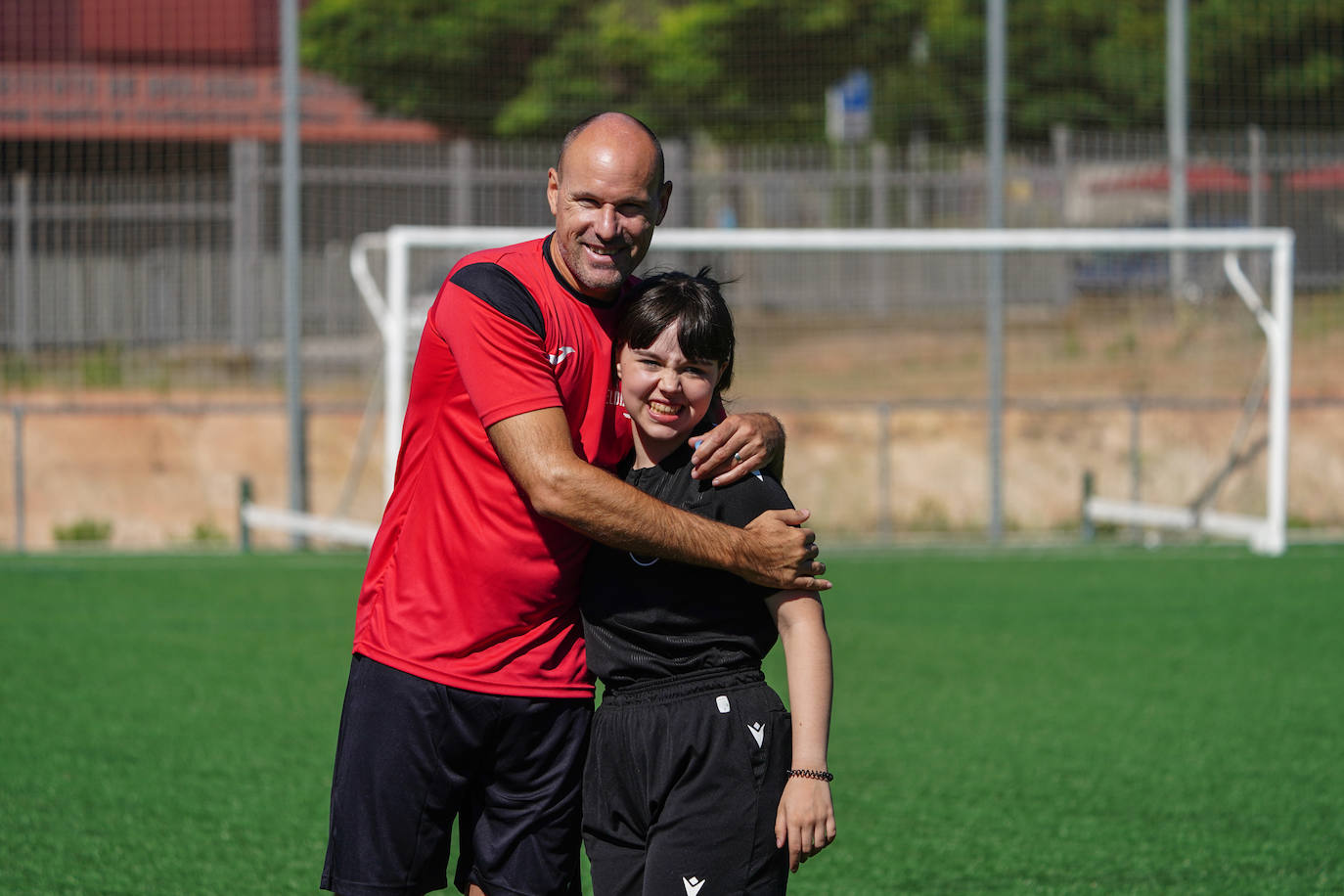 Mateu Lahoz impone justicia en el Torneo ADCAS: empate final y dos campeones