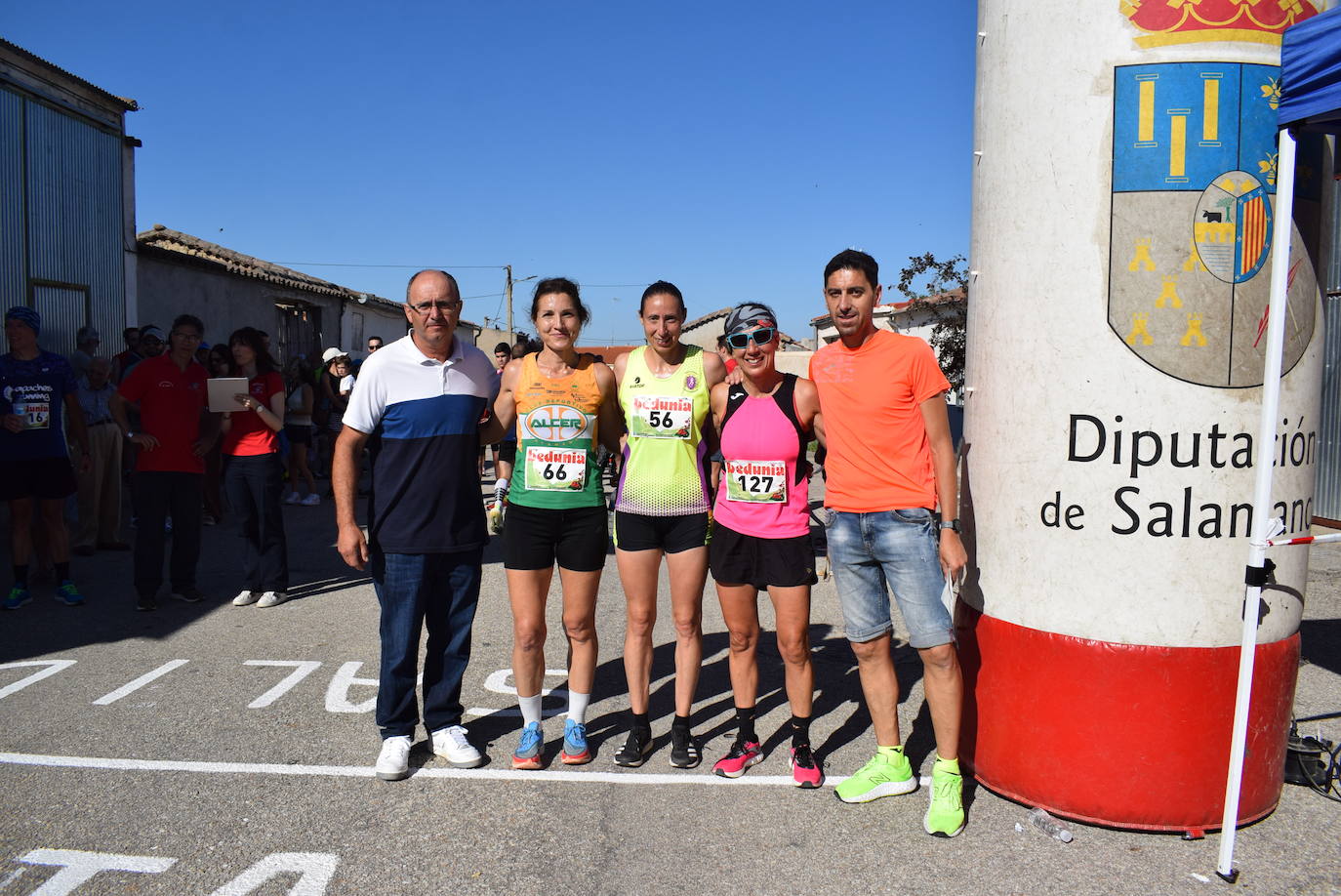 Las mejores fotos de la &#039;VI Carrera Solidaria Un Nuevo Impulso de Coca de Alba&#039;