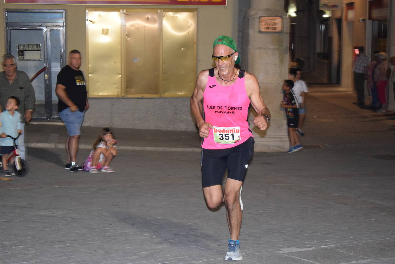 Las mejores imágenes de la V Carrera Nocturna Villa de Alba de Tormes