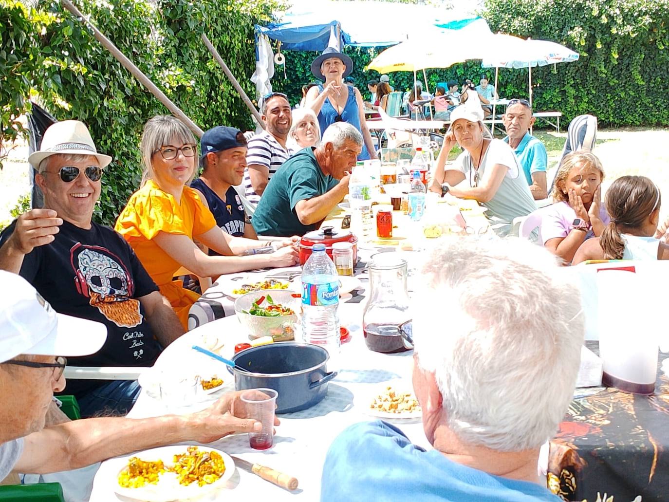 La paella reúne a Villoruela