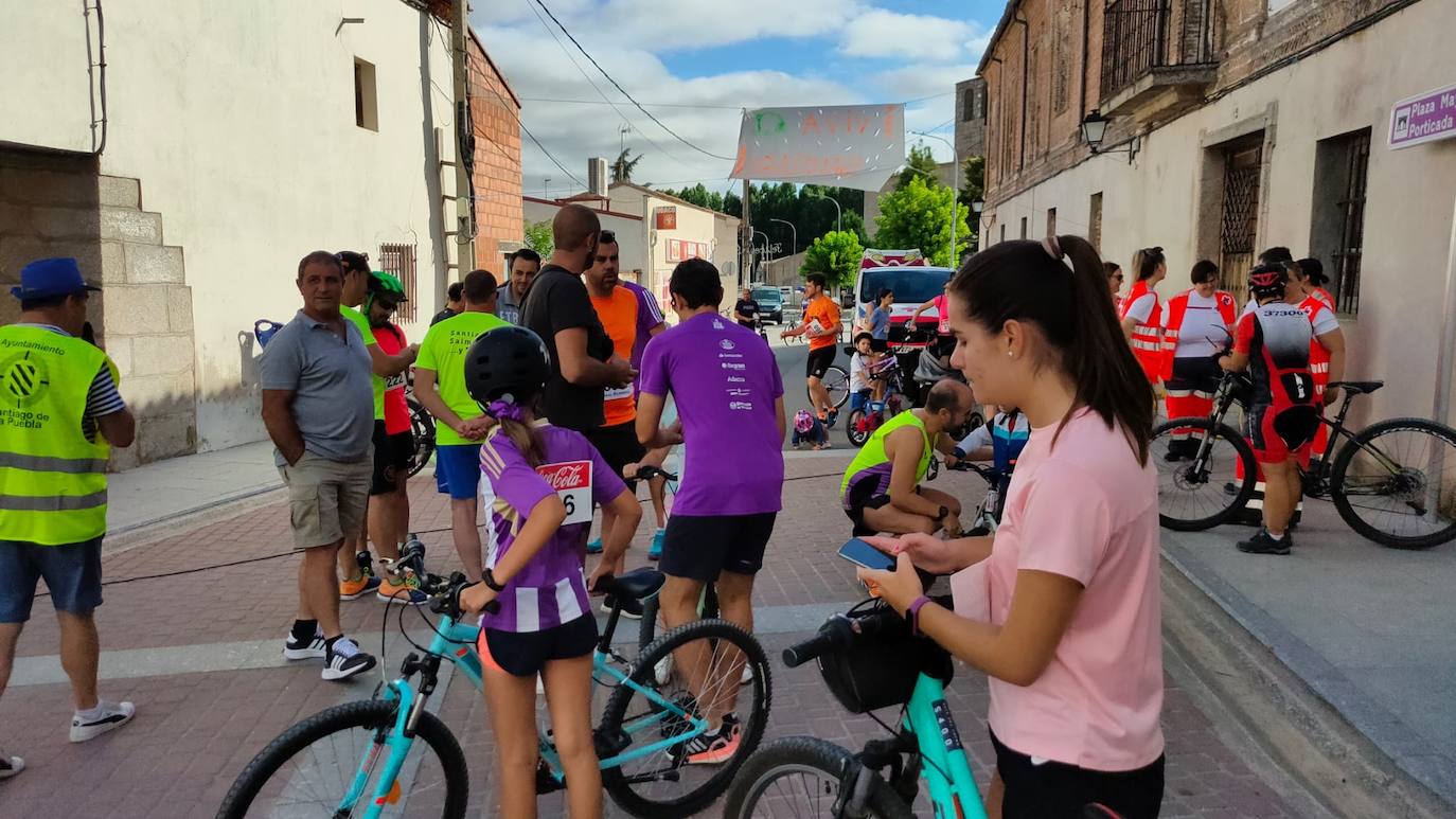 Pasos solidarios en Santiago de la Puebla