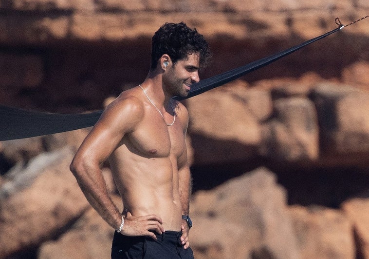 Así se olvida Juan Betancourt de Paula Badosa en Ibiza